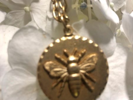 Bee Pendant Necklace Discount