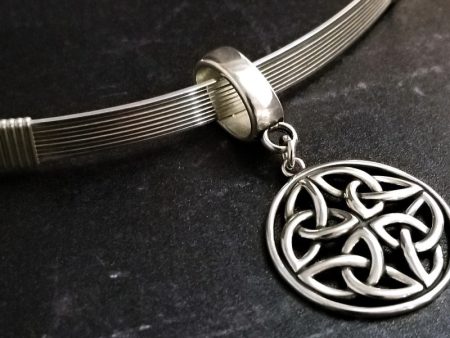 LODI COLLAR with TRIQUETRA KNOT (Sterling) on Sale