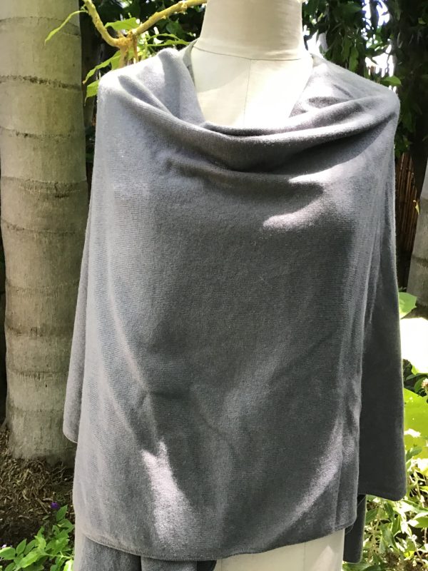 100% Cashmere Cape   Dove Grey For Discount