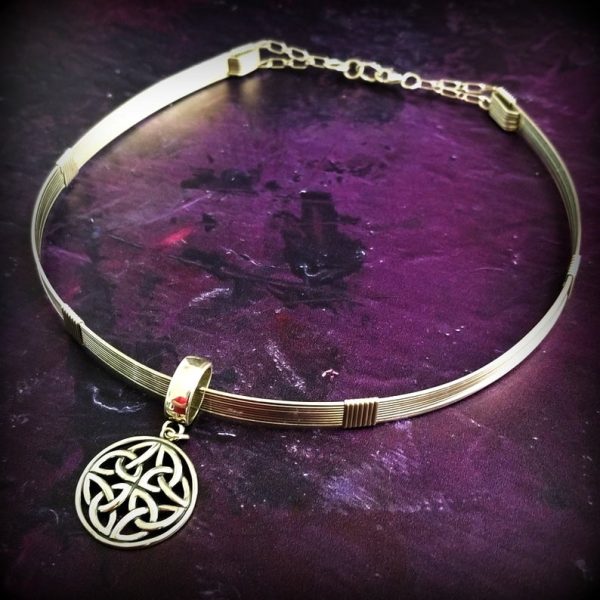 LODI COLLAR with TRIQUETRA KNOT (Sterling) on Sale