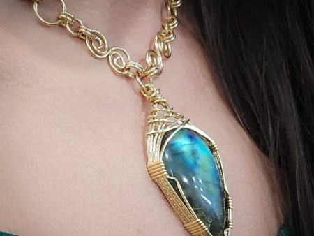 SOLD - READY TO SHIP INFINITY SOFT LOCKING CHAIN COLLAR, Gold with Labradorite, One of A Kind Online Hot Sale