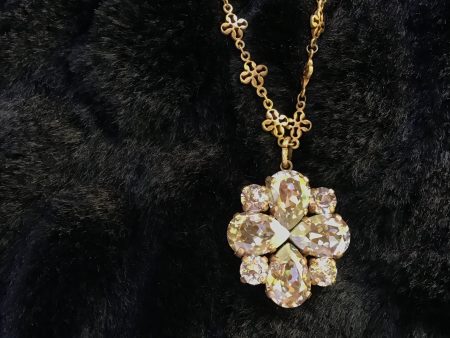 Swarovski Cluster Necklace Fashion