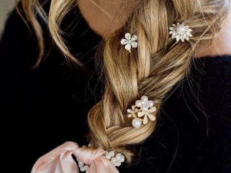 Floral Pearl Cluster Hair Stick Sale