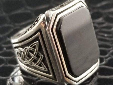 * READY to SHIP Celtic Prince Ring, Size 9 Supply